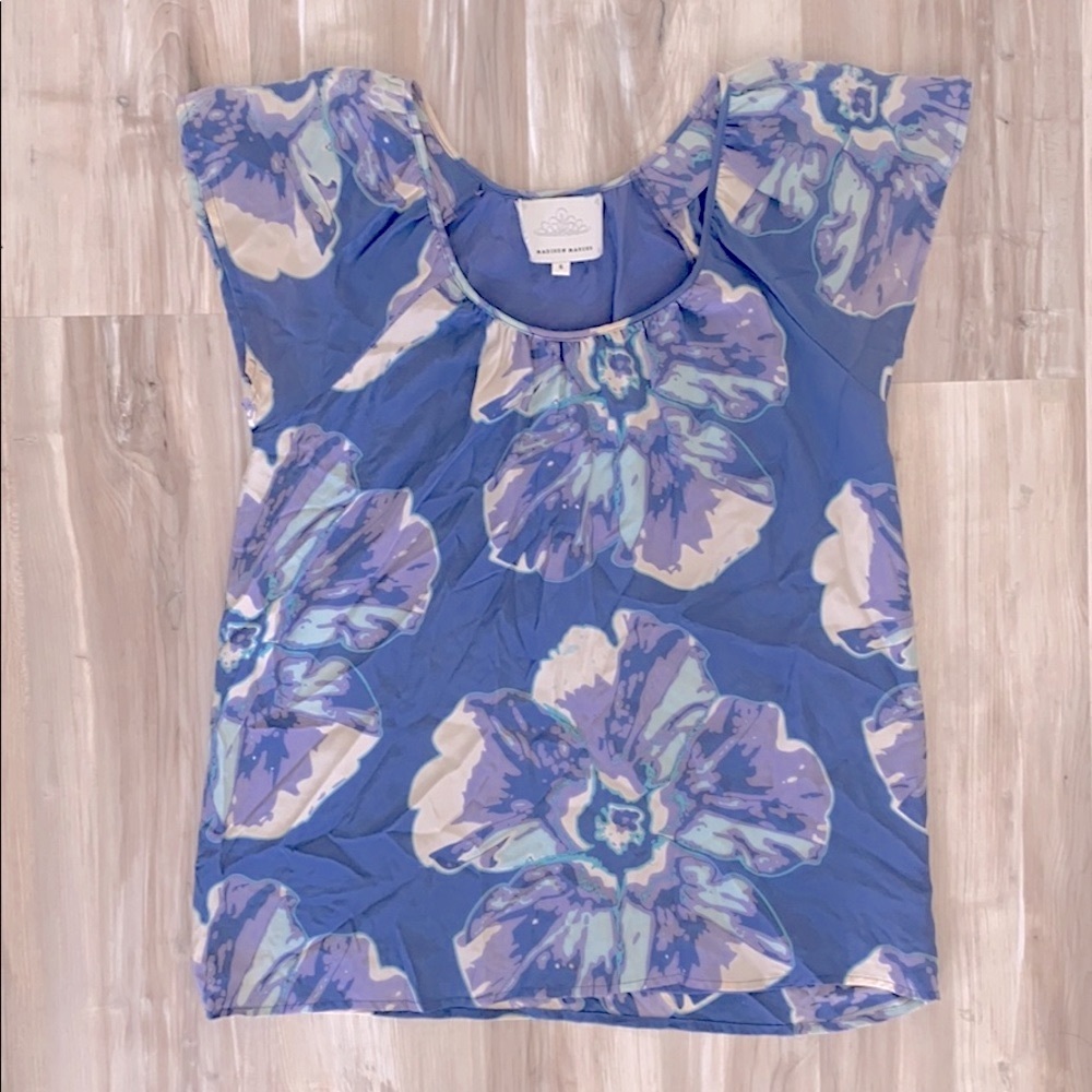 ❤️ Madison Marcus Floral Silk Top Size Small NWOT